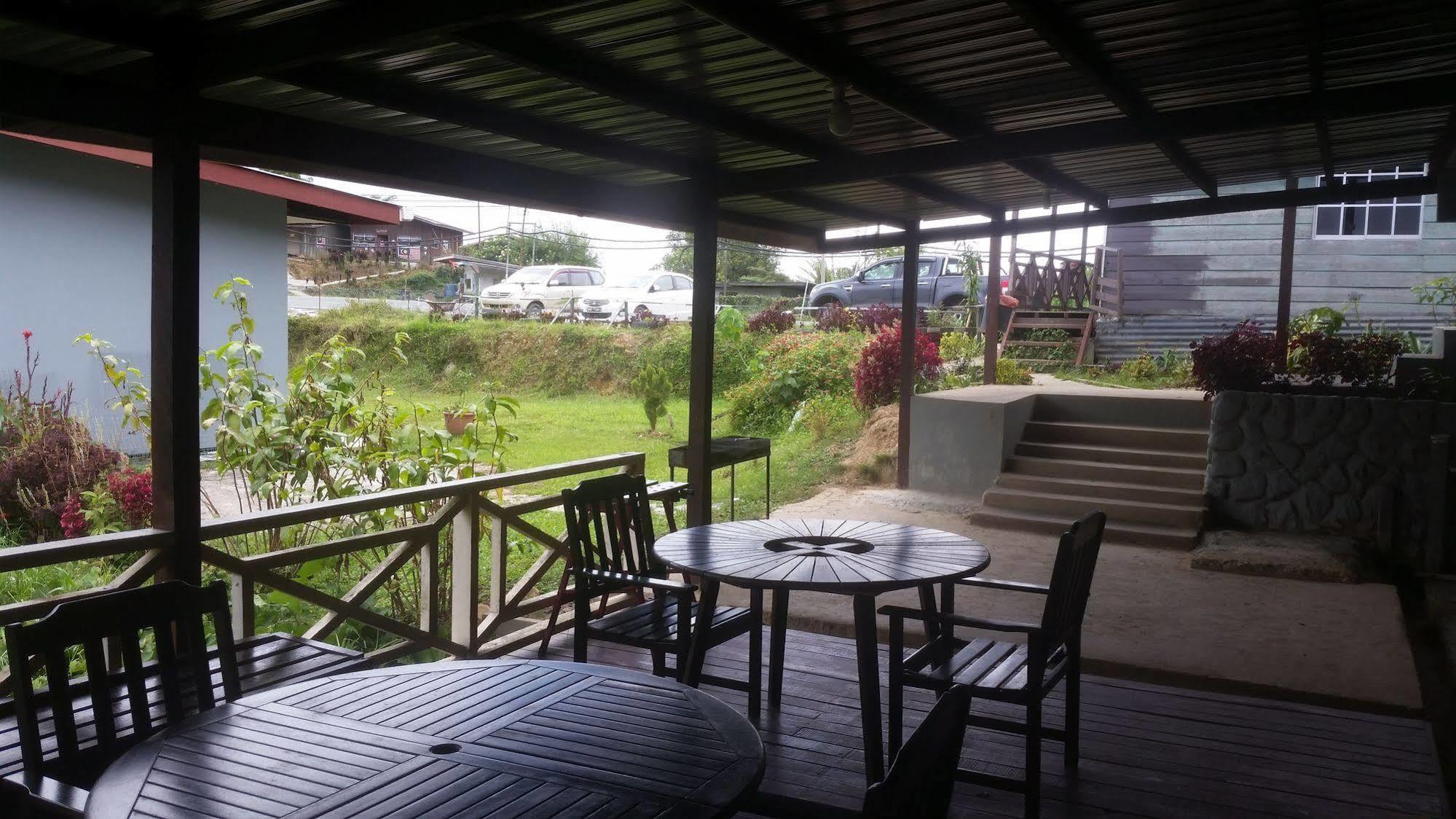Ceaser'S Place Kampong Kundassan Exteriör bild